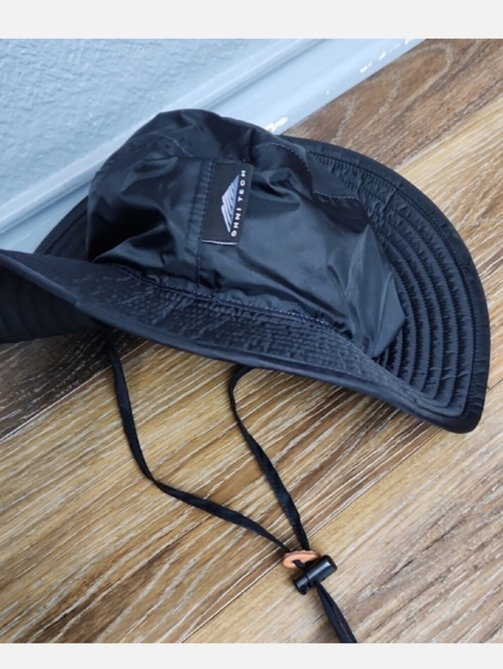 Columbia Waterproof Black Wide Cinch Hat Unisex large XL